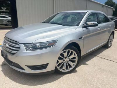 2019 Ford Taurus - Image 1
