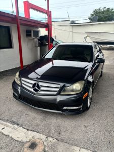 2013 Mercedes-benz C-class - Image 1