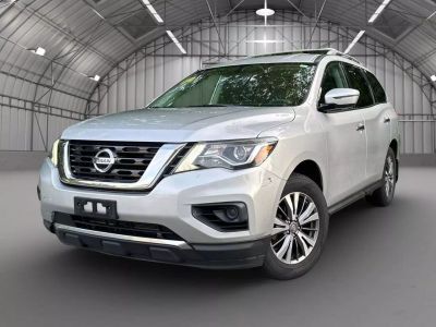 2018 Nissan Pathfinder - Image 1
