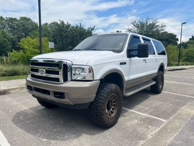2003 Ford Excursion - Image 1