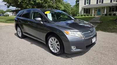 2011 Toyota Venza - Image 1