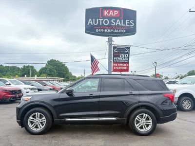 2022 Ford Explorer - Image 1