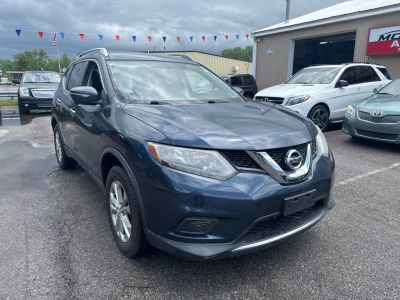 2015 Nissan Rogue - Image 1