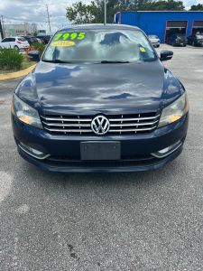2015 Volkswagen Passat - Image 1