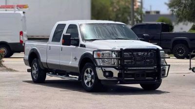 2015 Ford F250 Super Duty Crew Cab - Image 1