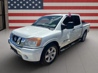 2013 Nissan Titan Crew Cab - Image 1