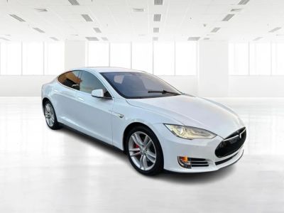 2015 Tesla Model S - Image 1