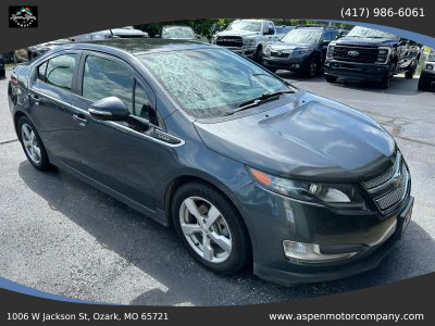 2011 Chevrolet Volt - Image 1