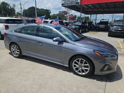 2018 Hyundai Sonata - Image 1