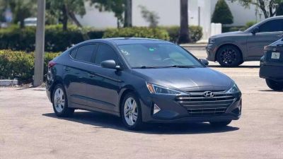2020 Hyundai Elantra - Image 1