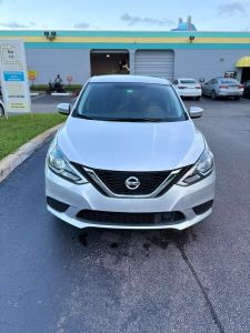 2018 Nissan Sentra - Image 1