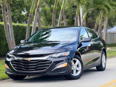 2023 Chevrolet Malibu - Image 1