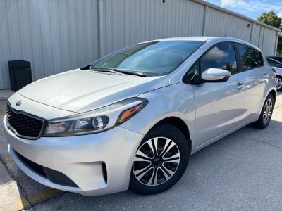 2018 Kia Forte5 - Image 1