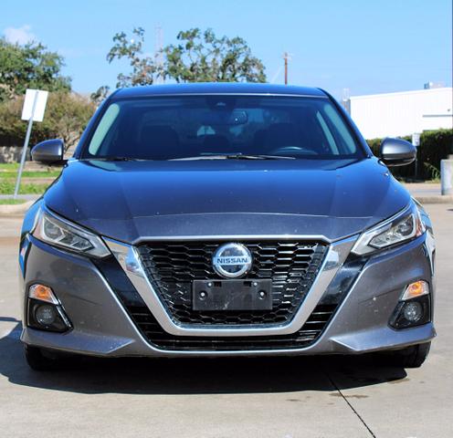 2020 Nissan Altima SL photo 2