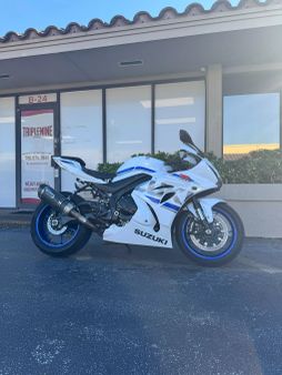 Image of 2018 SUZUKI GSX-R1000