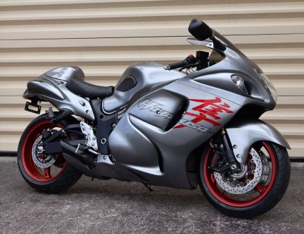 Image of 2019 SUZUKI HAYABUSA