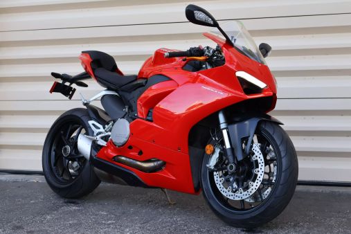 Image of 2020 DUCATI PANIGALE V2