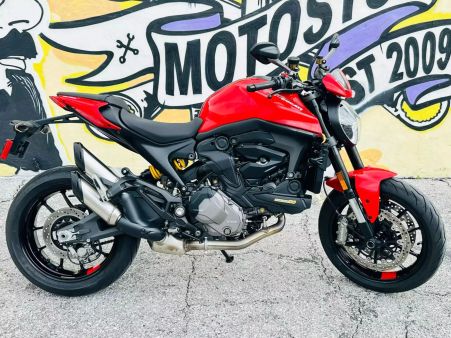 Image of 2022 DUCATI MONSTER 937 PLUS