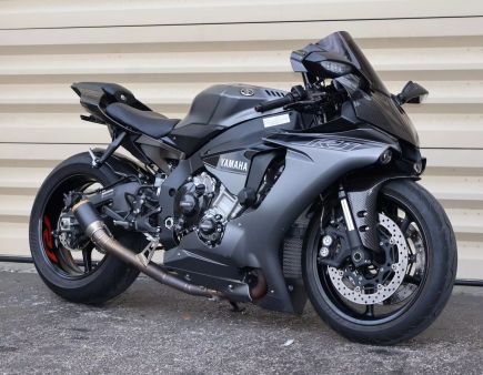 Image of 2016 YAMAHA YZF-R1S