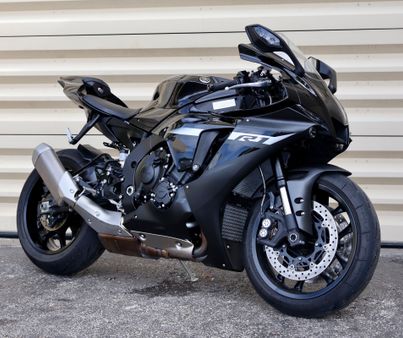 Image of 2024 YAMAHA YZF R1