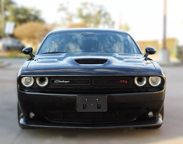 2020 Dodge Challenger R/T photo 2