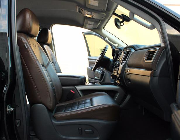 2016 Nissan Titan XD Platinum Reserve photo 18