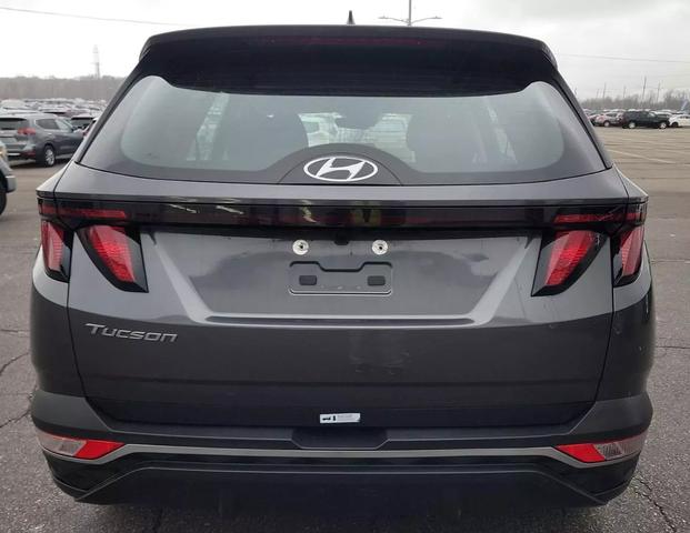 2022 Hyundai Tucson SE photo 5