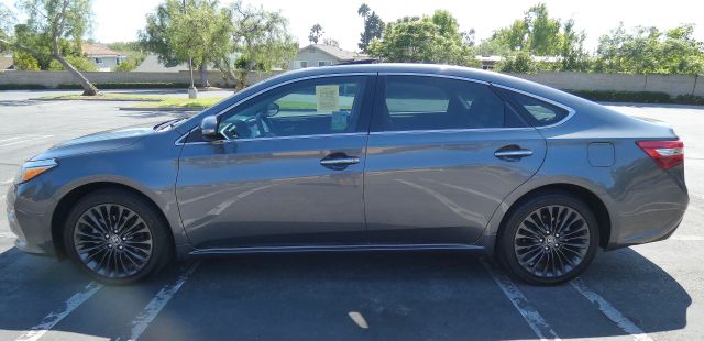 2018 TOYOTA AVALON TOURING SEDAN 4D