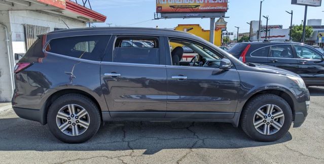2015 CHEVROLET TRAVERSE LT SPORT UTILITY 4D