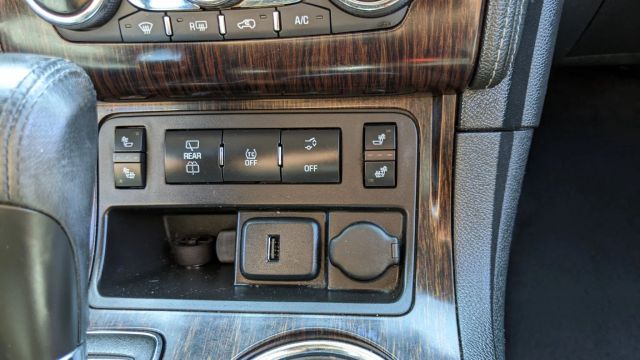 2015 CHEVROLET TRAVERSE LT SPORT UTILITY 4D