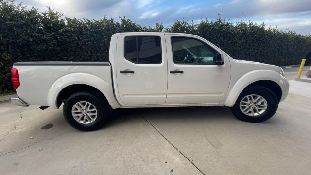 2019 NISSAN FRONTIER CREW CAB SV PICKUP 4D 5 FT