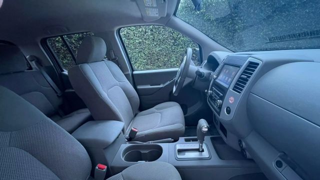 2019 NISSAN FRONTIER CREW CAB SV PICKUP 4D 5 FT