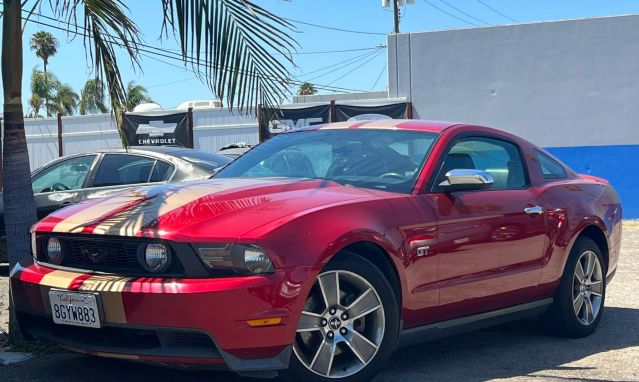 2010 FORD MUSTANG GT PREMIUM COUPE 2D