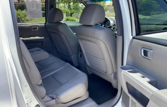2012 HONDA PILOT EX-L SPORT UTILITY 4D