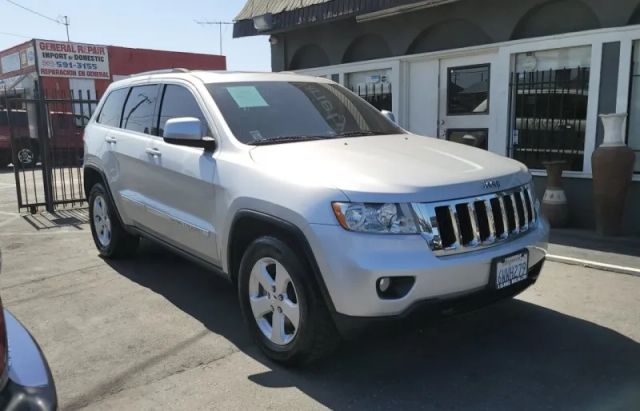 2012 JEEP GRAND CHEROKEE LAREDO SPORT UTILITY 4D