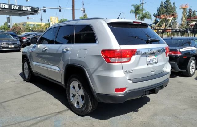 2012 JEEP GRAND CHEROKEE LAREDO SPORT UTILITY 4D