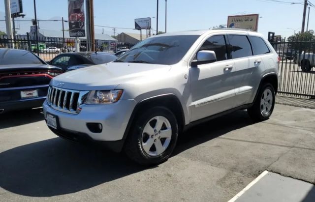 2012 JEEP GRAND CHEROKEE LAREDO SPORT UTILITY 4D