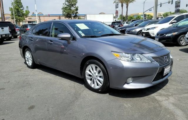 2015 LEXUS ES ES 300H SEDAN 4D
