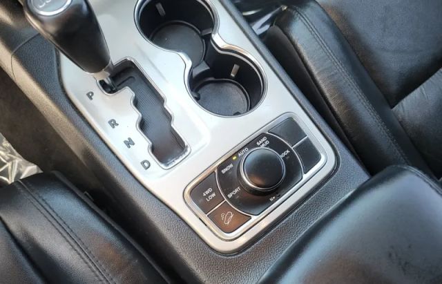 2012 JEEP GRAND CHEROKEE LAREDO SPORT UTILITY 4D