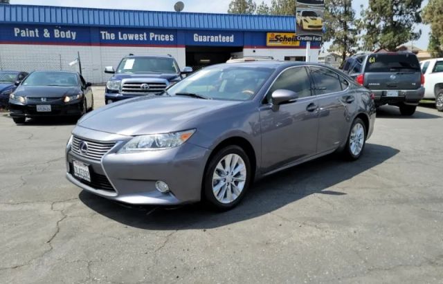 2015 LEXUS ES ES 300H SEDAN 4D