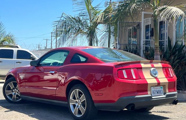 2010 FORD MUSTANG GT PREMIUM COUPE 2D