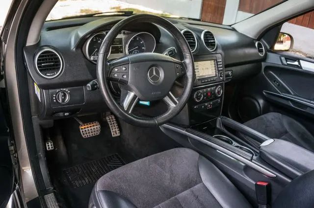 2006 MERCEDES-BENZ M-CLASS ML 350 SPORT UTILITY 4D