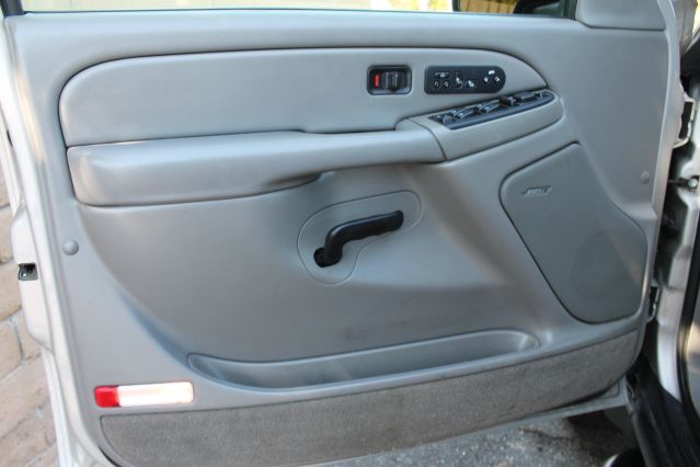 2005 CHEVROLET TAHOE LT SPORT UTILITY 4D