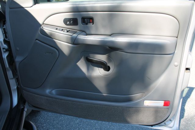 2005 CHEVROLET TAHOE LT SPORT UTILITY 4D