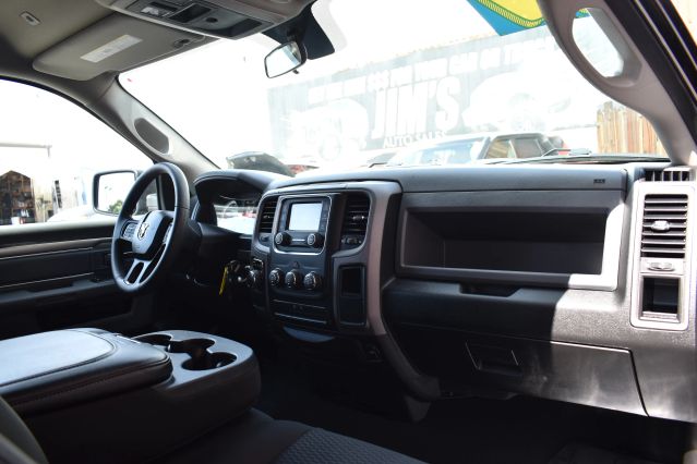 2019 RAM 1500 CLASSIC REGULAR CAB TRADESMAN PICKUP 2D 6 1/3 FT