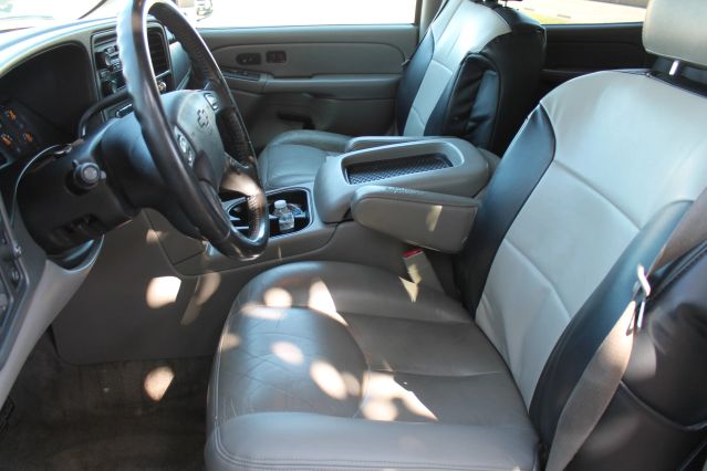 2005 CHEVROLET TAHOE LT SPORT UTILITY 4D