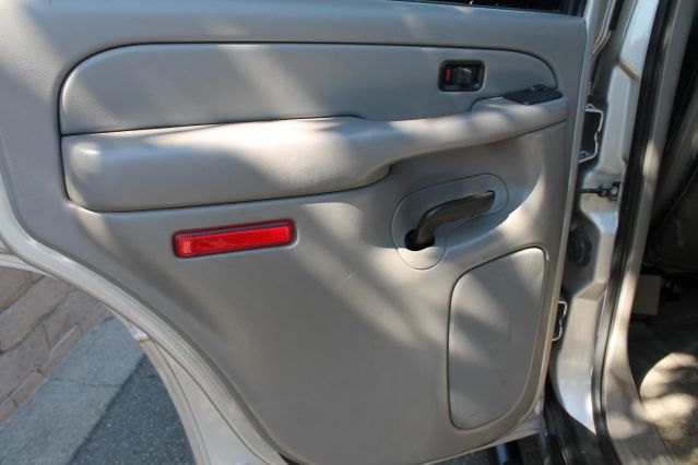 2005 CHEVROLET TAHOE LT SPORT UTILITY 4D