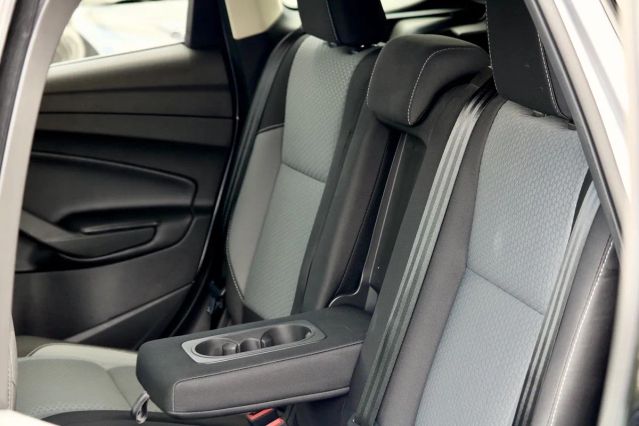 2017 FORD ESCAPE SE SPORT UTILITY 4D