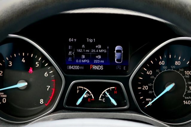 2017 FORD ESCAPE SE SPORT UTILITY 4D