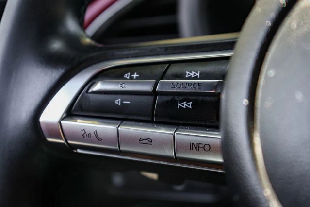 2019 MAZDA MAZDA3 PREMIUM HATCHBACK 4D